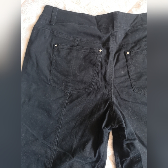 Style&Co Capri pants. Size 8. - Picture 8 of 10